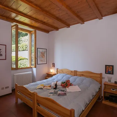 Gaeta Lägenhet Mezzegra
